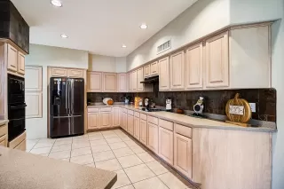 Photo #1: 6161935 Listing 