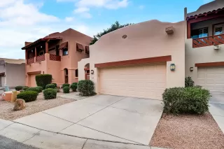 Photo #6: 6161935 Listing 