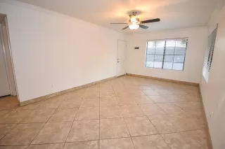 Photo #3: 6161952 Listing