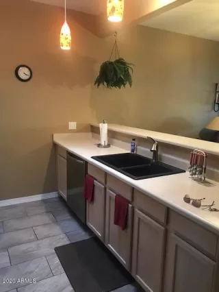 Photo #2: 6161953 Listing
