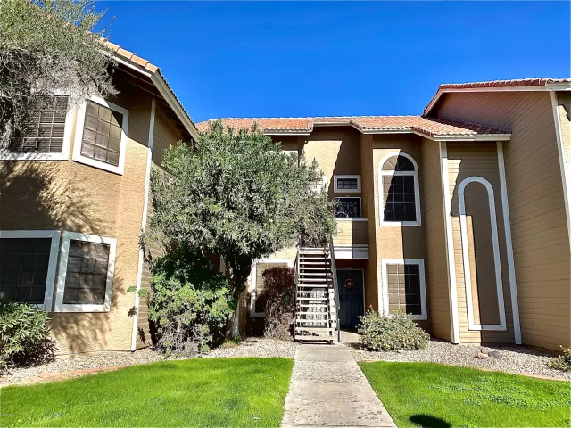 MLS: 6162384 Condo For Sale