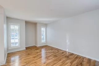 Photo #4: 6162412 Listing