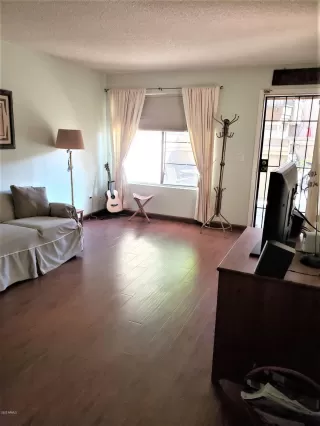Photo #5: 6162444 Listing