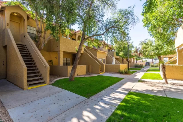 MLS: 6162733 Condo For Sale