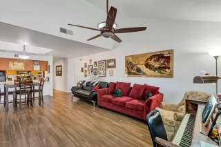 Photo #3: 6162819 Listing