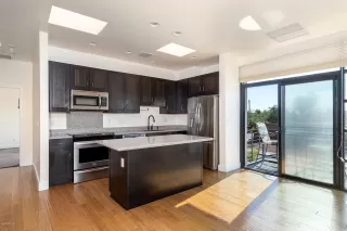 Photo #2: 6162844 Listing 