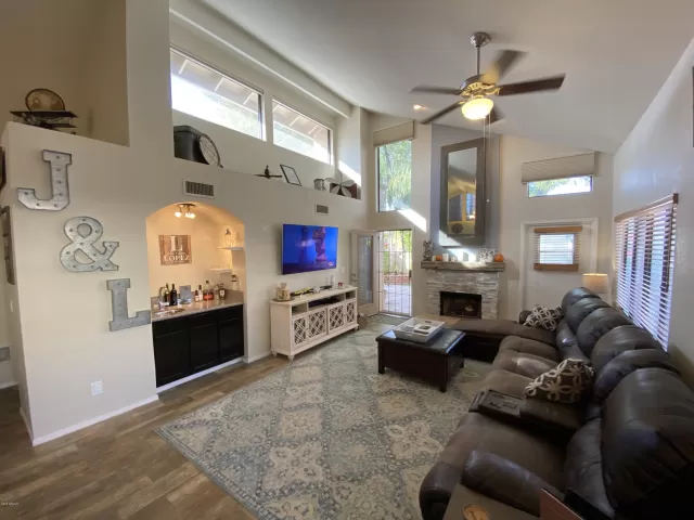 MLS: 6162916 Condo For Sale