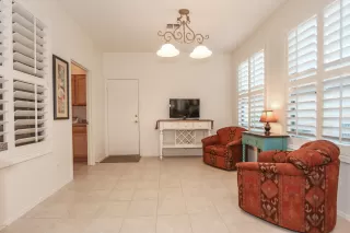 Photo #6: 6163109 Listing 
