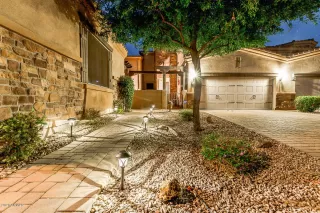 Photo #5: 6163290 Listing 