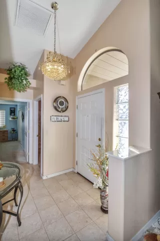 Photo #5: 6163332 Listing