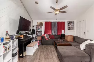 Photo #3: 6163400 Listing