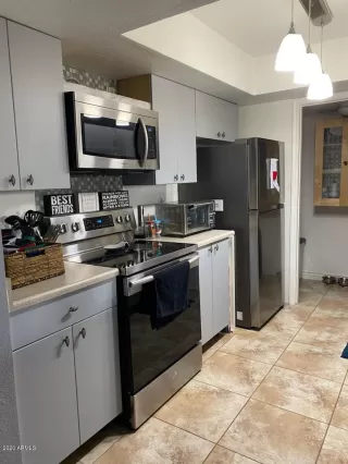 Photo #3: 6163629 Listing