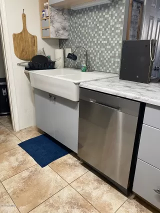 Photo #4: 6163629 Listing