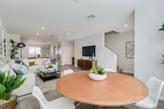 Photo #5: 6163666 Listing 