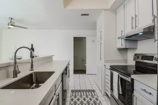 Photo #2: 6163741 Listing 