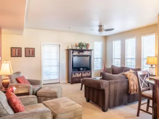 Photo #3: 6163810 Listing