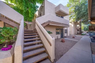 Photo #2: 6163838 Listing 