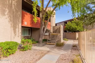 Photo #2: 6164158 Listing 