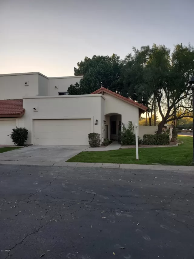 MLS: 6164935 Condo For Sale