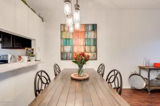 Photo #6: 6164982 Listing