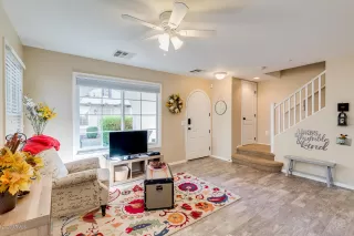 Photo #2: 6165117 Listing 