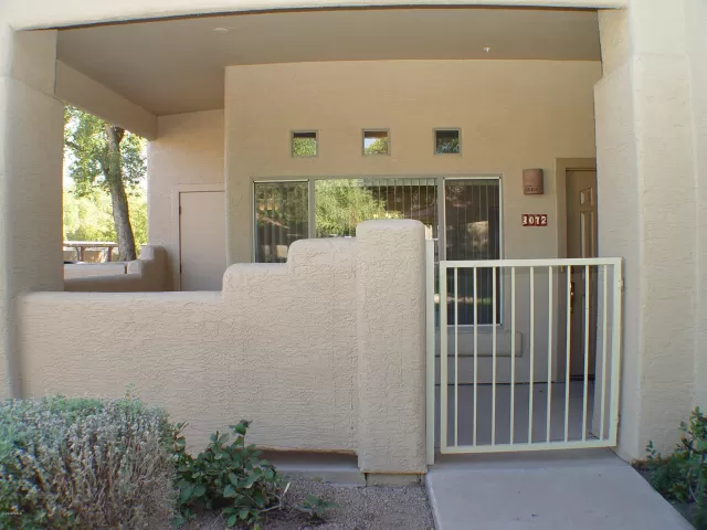 MLS: 6165122 Condo For Sale