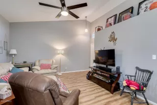 Photo #3: 6165239 Listing