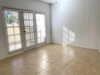 Photo #5: 6165420 Listing