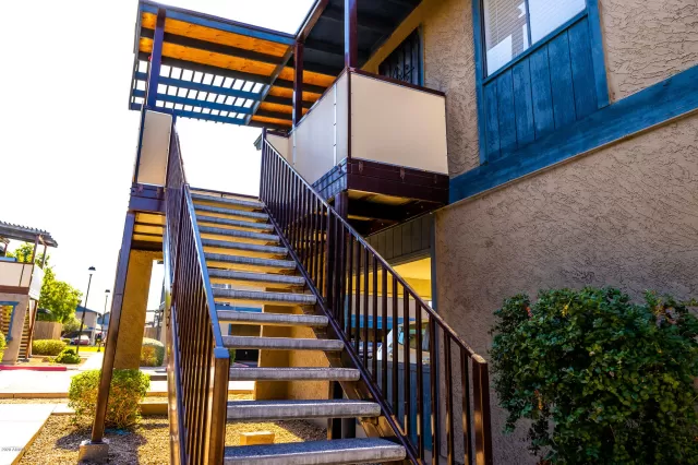 MLS: 6165586 Condo For Sale