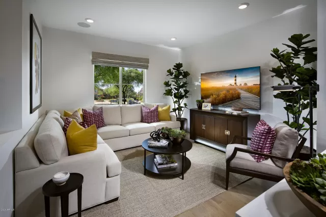 MLS: 6165686 Condo For Sale