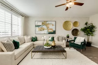 Photo #3: 6166350 Listing
