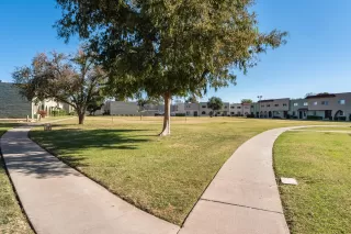 Photo #3: 6166410 Listing