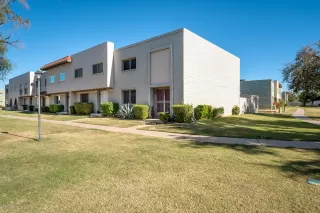 Photo #4: 6166410 Listing