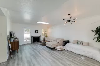 Photo #3: 6166494 Listing