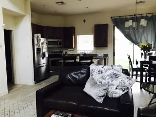 Photo #5: 6166519 Listing 