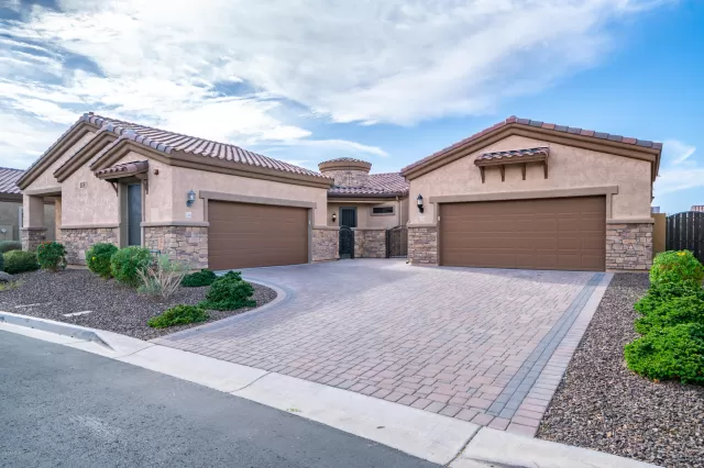 MLS: 6166582 Condo For Sale