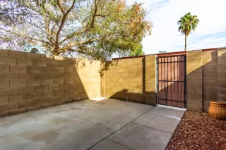 Photo #2: 6167081 Listing