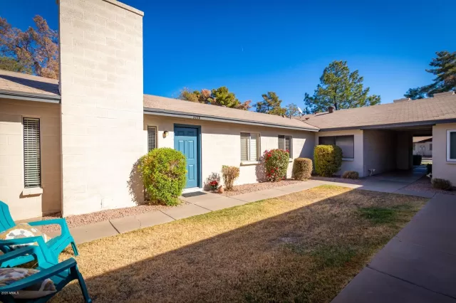 MLS: 6167128 Condo For Sale