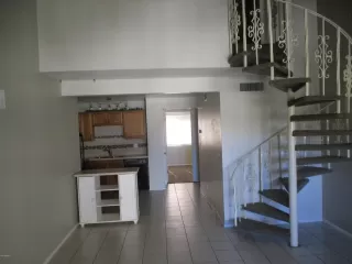 Photo #2: 6167263 Listing