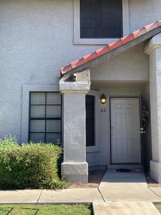 MLS: 6167321 Condo For Sale