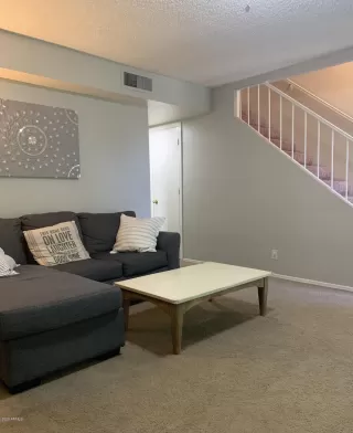 Photo #2: 6167321 Listing 