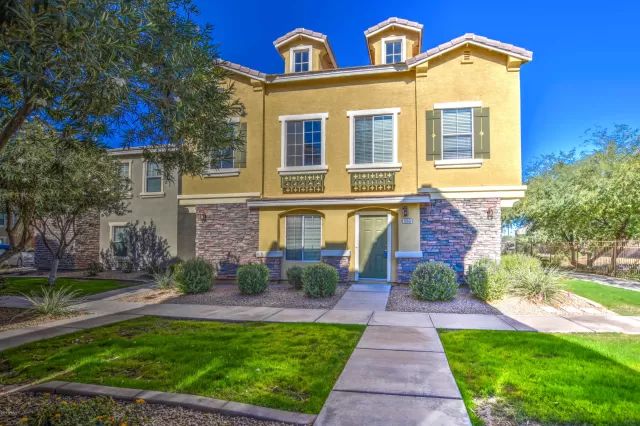 MLS: 6167392 Condo For Sale