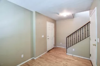 Photo #5: 6167392 Listing