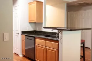 Photo #4: 6167501 Listing