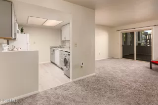 Photo #5: 6167563 Listing 