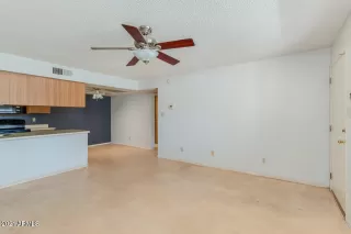 Photo #4: 6167742 Listing