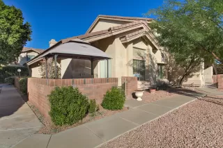 Photo #5: 6168084 Listing 
