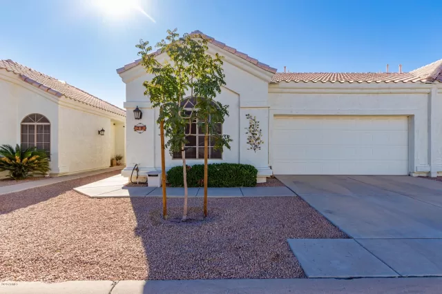 MLS: 6168228 Condo For Sale