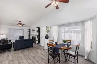 Photo #6: 6168271 Listing