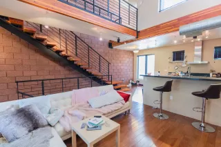 Photo #2: 6168363 Listing